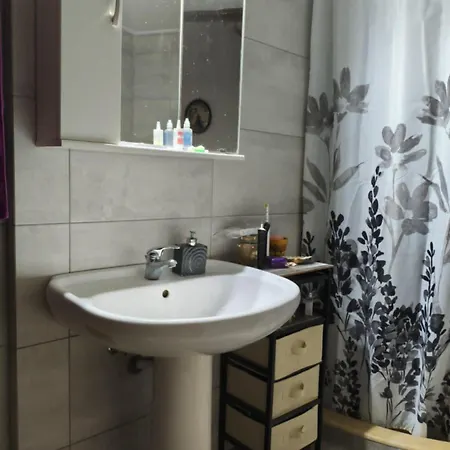 With Garden * Amarynthos